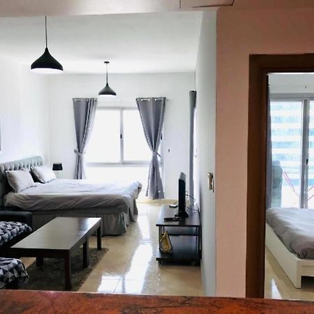 Luxury Apartments In Dubai Marina Екстер'єр фото